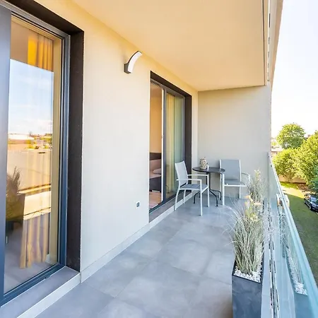 Perlowa Przystan Rent - Sienkiewicza